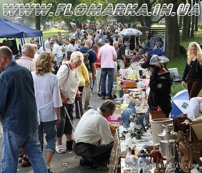 Барахолка где распродают исключительно БУ одежду.
