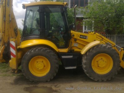Услуги экскаватора - погрузчика JCB4CX в Минске и Минском районе.